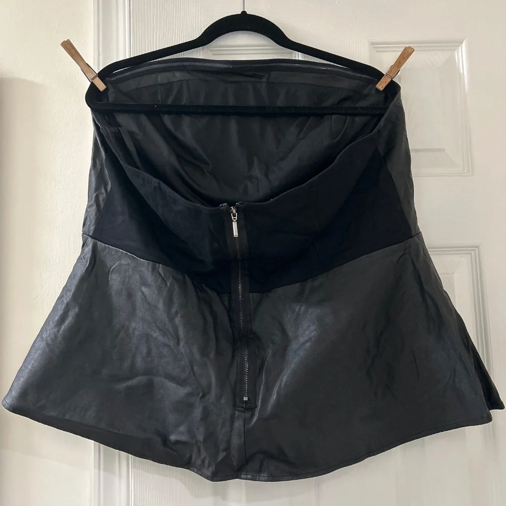 Faux Leather Peplum Strapless Top - Picture 2 of 3